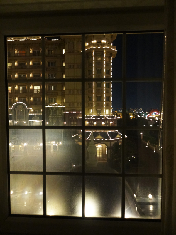 ディズニーランドホテルコンシェルジュタレットルームからの眺め