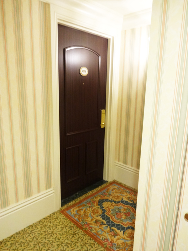 ディズニーランドホテルコンシェルジュタレットルーム4階ダブルのお部屋